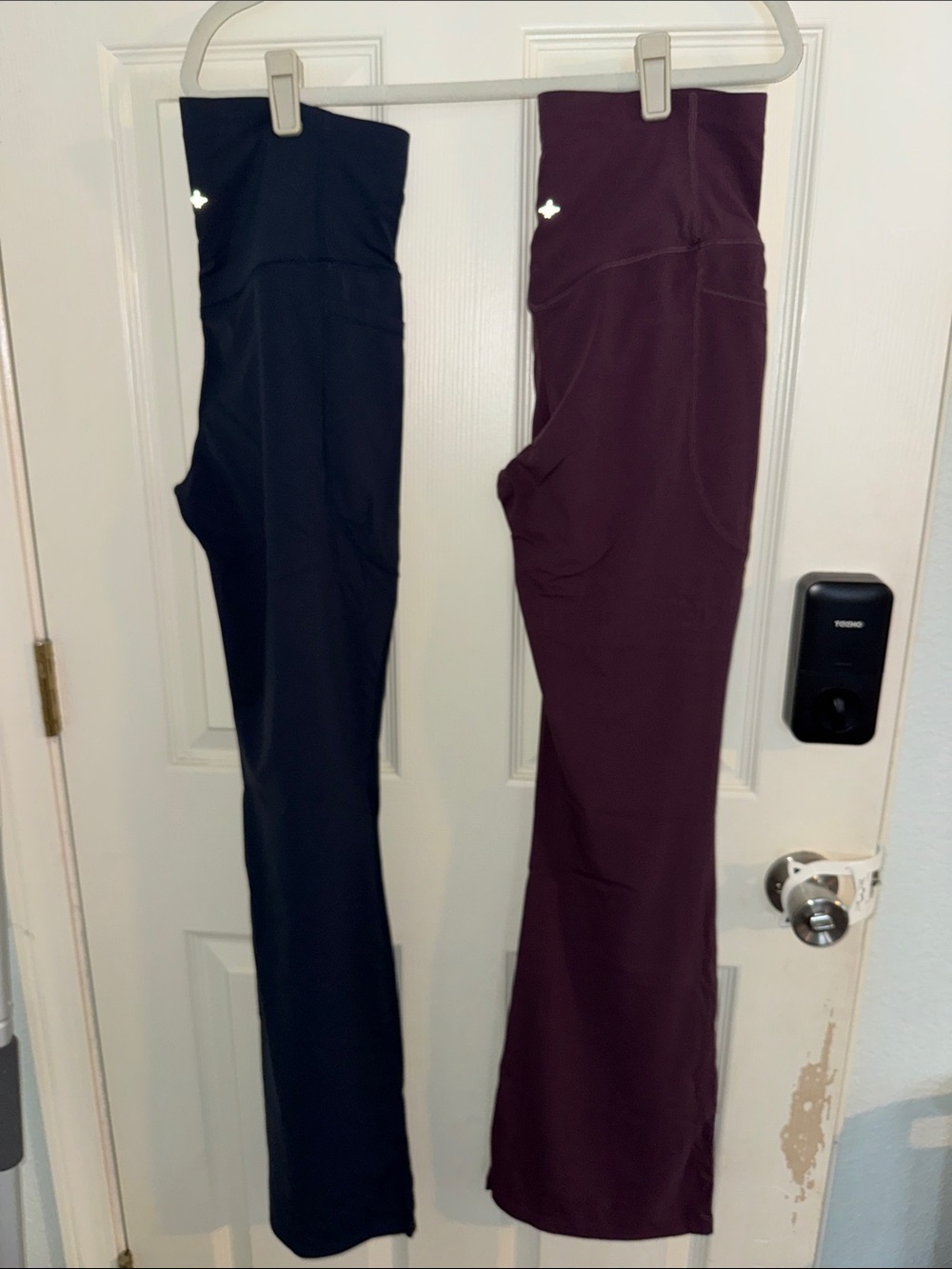 HALARA Women's Flare Leggings in Navy and Maroon